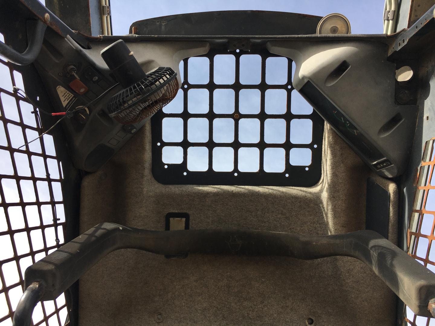 ./imagenes/INVOICE/2019/15040/MINICARGADOR  JOHN DEERE 333D (26).JPG